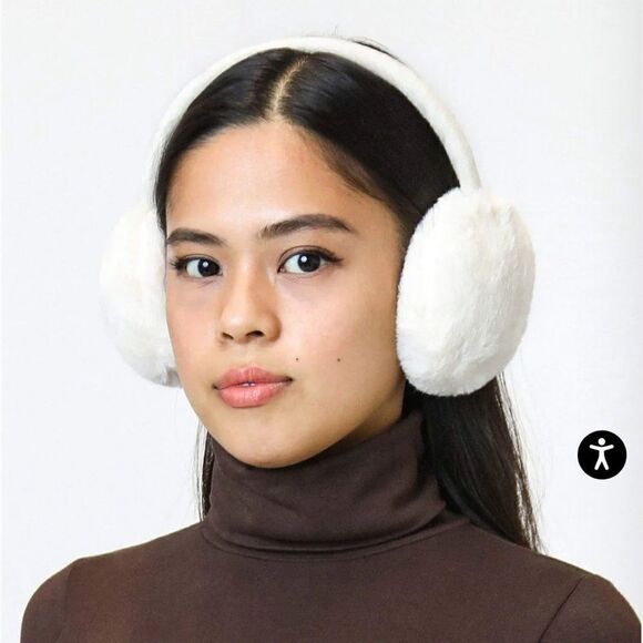 NWT Angela & William White Ear Muffs - Picture 1 of 6
